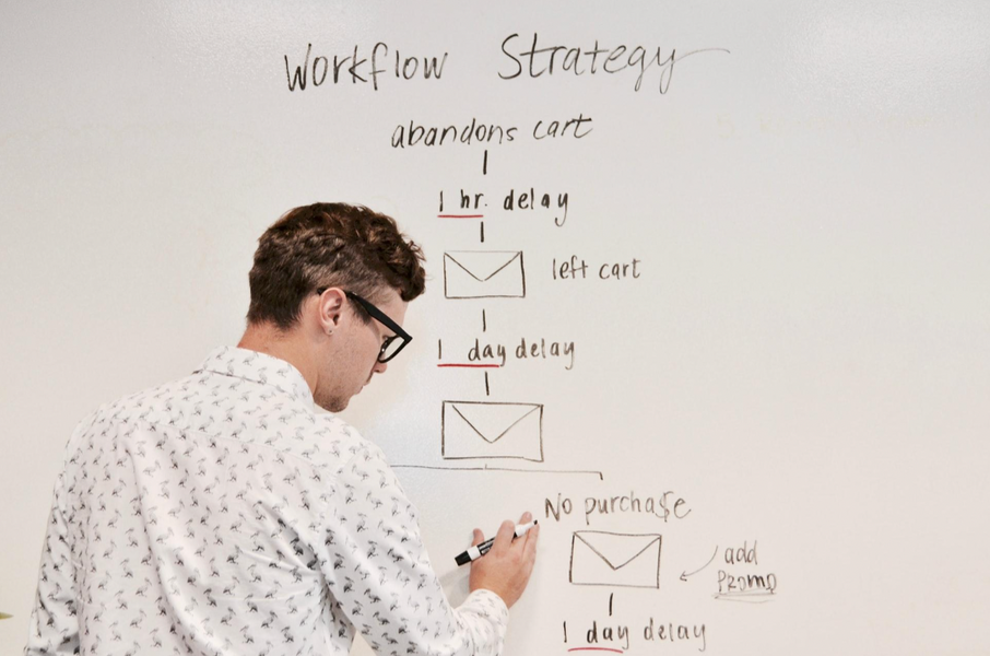 A Beginner's Guide to Building and Managing a Remote Freelance Team