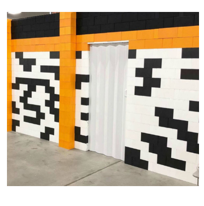 EverBlock White L-Shaped Wall Kit With Door- 10' x 12' x 7'