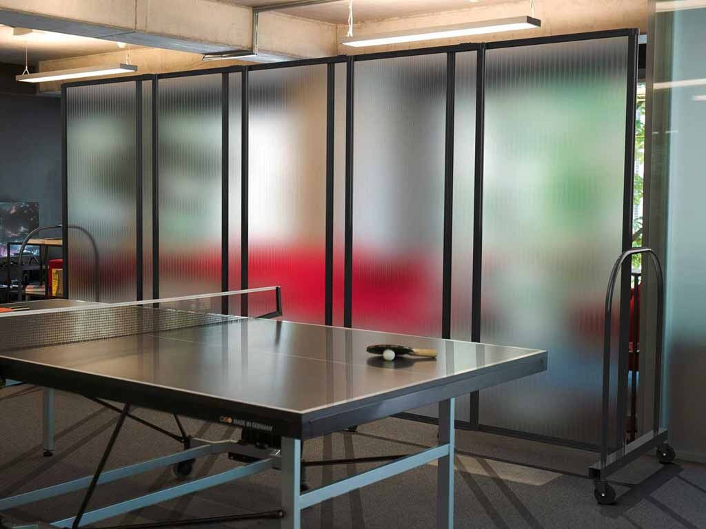Straightflex Sliding Divider Freestanding - Polycarbonate