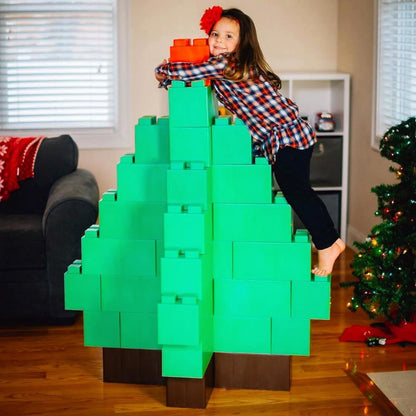 EverBlock® Model Christmas Tree & Gifts